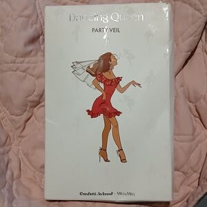 Dancing Queen Party Veil